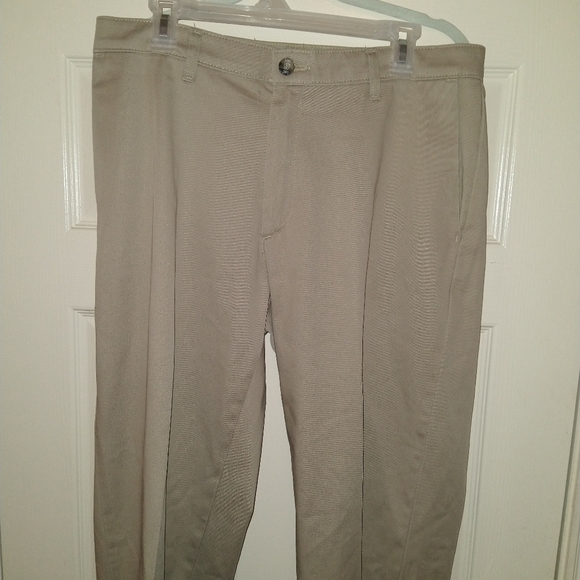 Lee Custom Fit Straight Leg Chino Pants Men's sz 33x32. - Picture 4 of 8